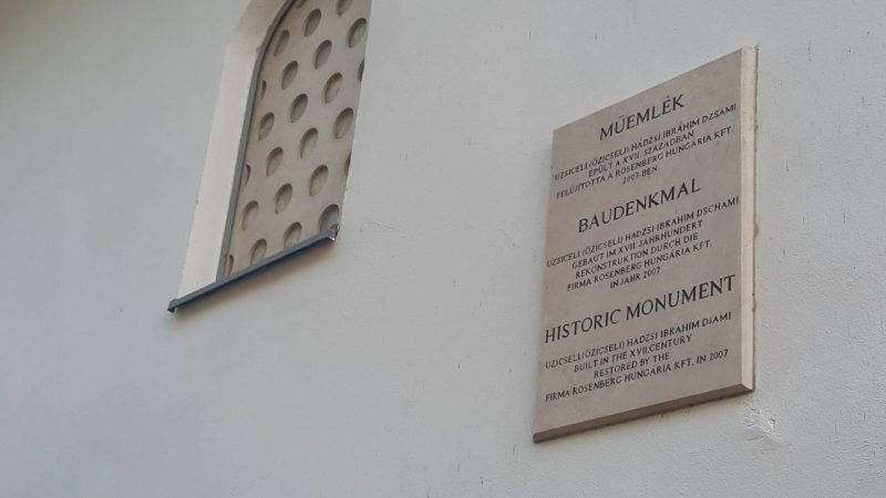 Estergon Kalesi yanındaki Özicelı Hacı İbrahim Camii